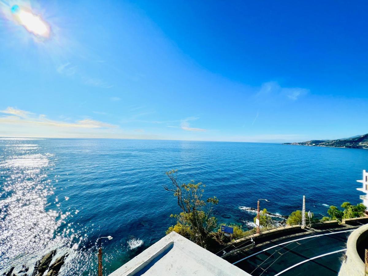 Suite Sunset 22 - Fronte Mare Sanremo Exterior photo