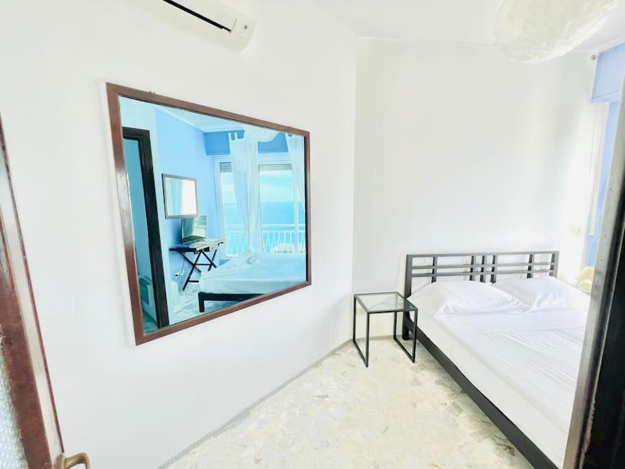 Suite Sunset 22 - Fronte Mare Sanremo Exterior photo